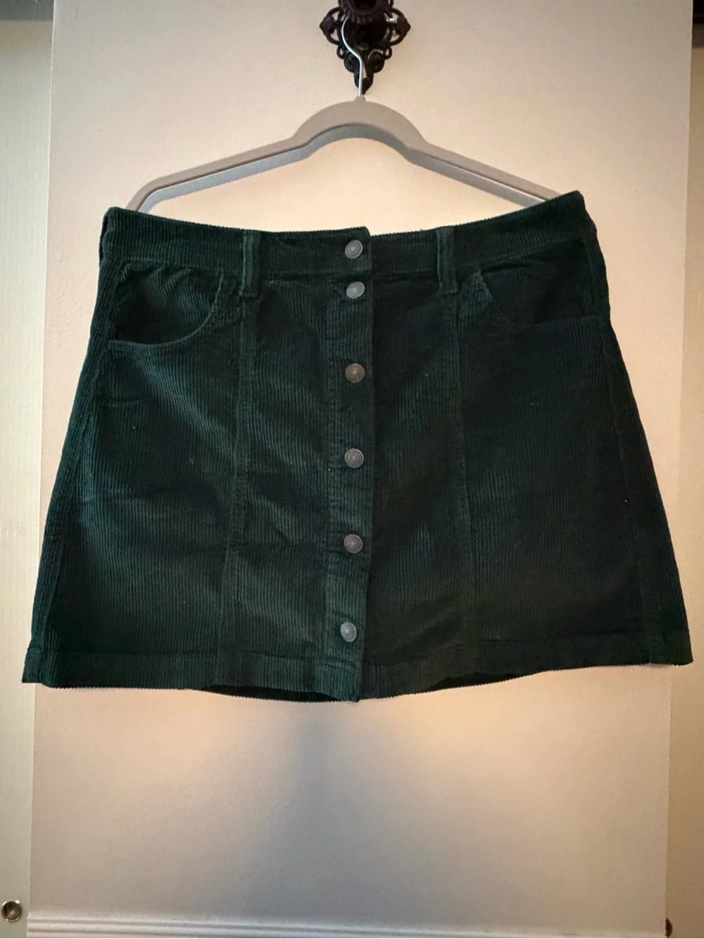 NWT American Eagle Outfitters Dark Green Corduroy Button-Front Mini Skirt